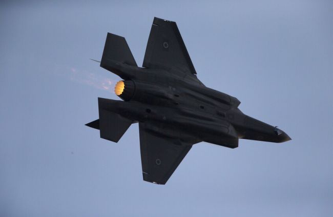 الخارجية السورية: تدمير شبه كامل لمطار حماة العسكري وإصابة العشرات في العدوان الإسرائيلي الأخير