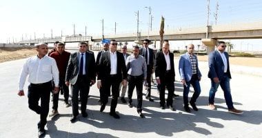 وزير الإسكان يتفقد وحدات"سكن لكل المصريين" بحدائق العاصمة ومدخل المدينة