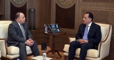 رئيس الوزراء يلتقى عضو مجلس المديرين التنفيذين لصندوق النقد الدولى