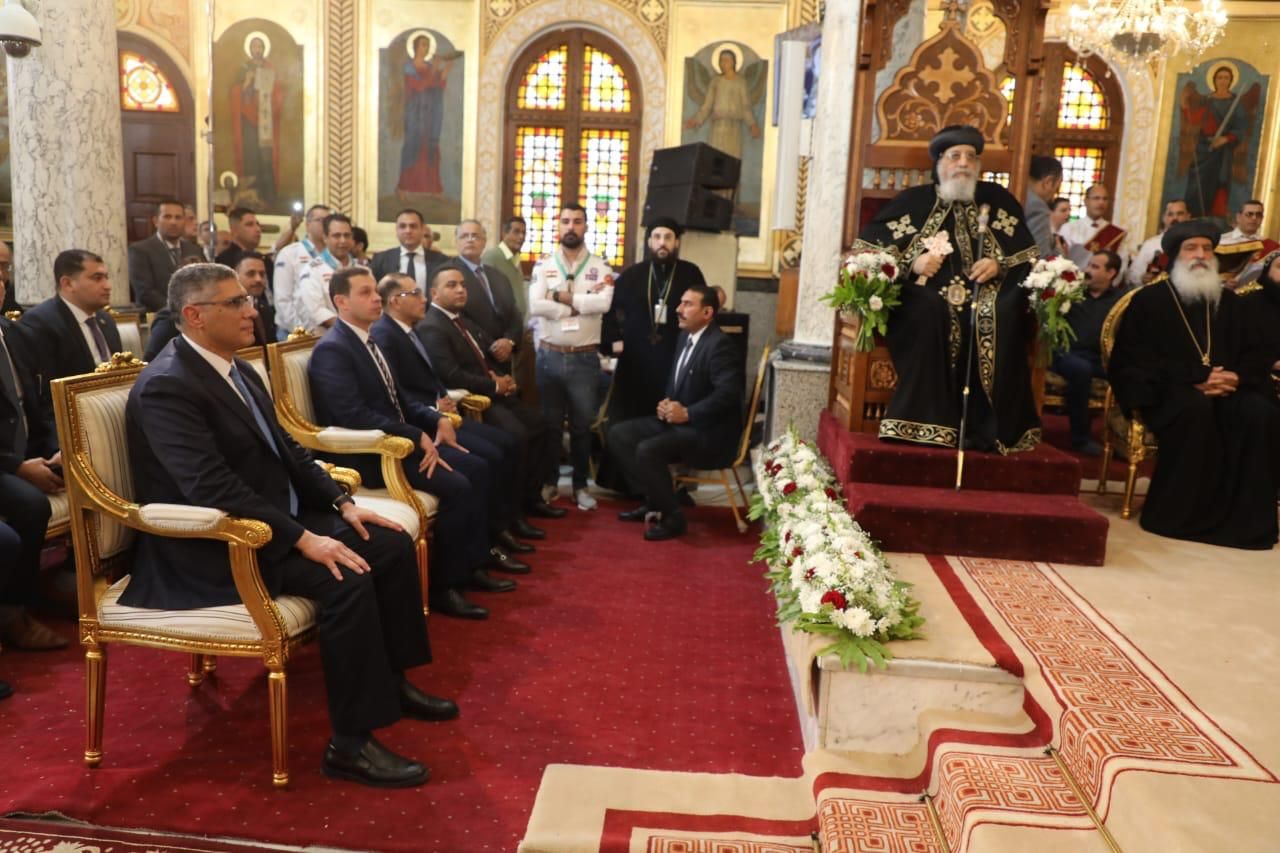 البابا تواضروس ومحافظ الجيزة يفتتحان مبنى الخدمات بمطرانية الأقباط الأرثوذكس