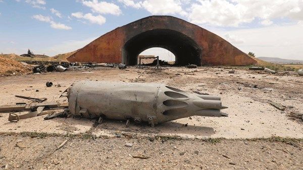 تهديدات إسرائيلية لسوريا بعد غارات جوية مكثفة