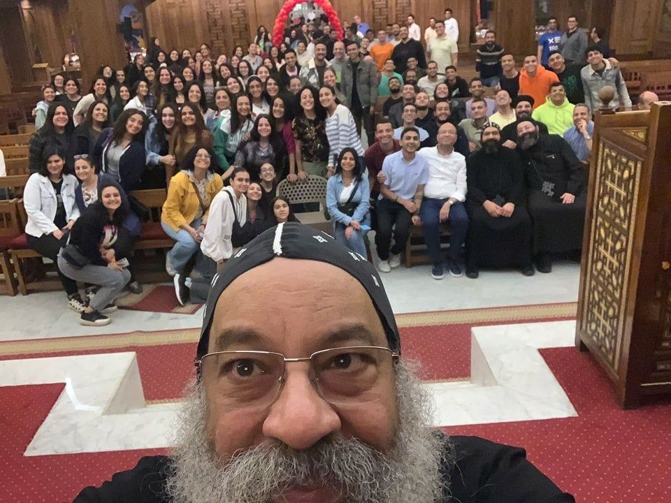 كنيسة العذراء مريم بجاردن سيتى تنظم لقاءً شهريا للشباب بعنوان "قلبى ودقاته"