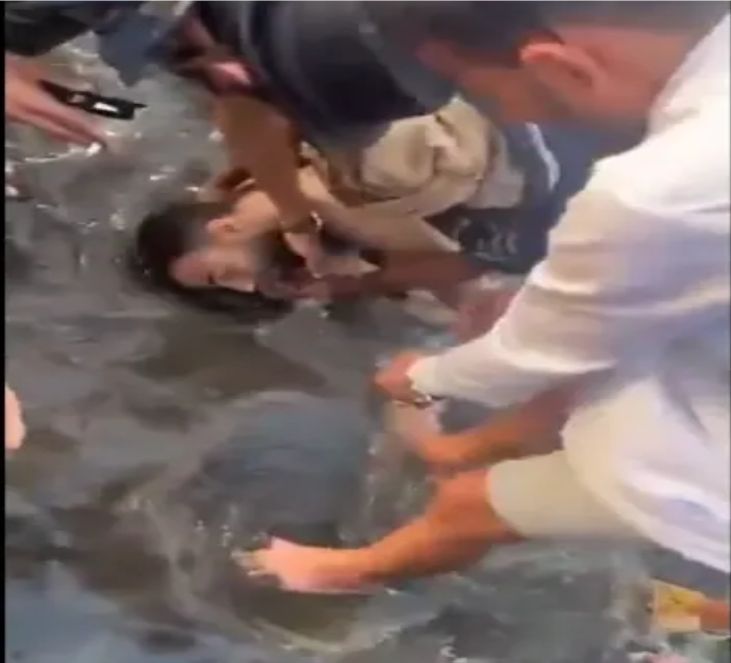 غرق يوتيوبر يمني شهير في البحر الأحمر "فيديو"