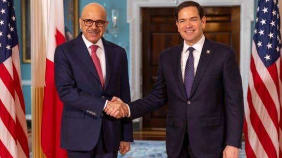 الخليج اليوم .. وزير الخارجية البحريني ونظيره الأميركي يبحثان أوضاع المنطقة