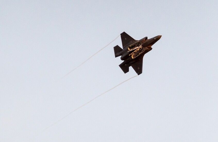 السعودية تعرب عن إدانتها الشديدة للغارات الإسرائيلية على سوريا