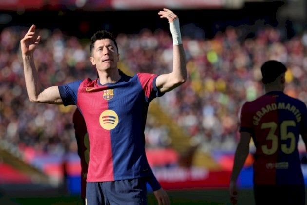 بطولة إسبانيا: صراع برشلونة وريال يخفي مواجهة ليفاندوفسكي ومبابي