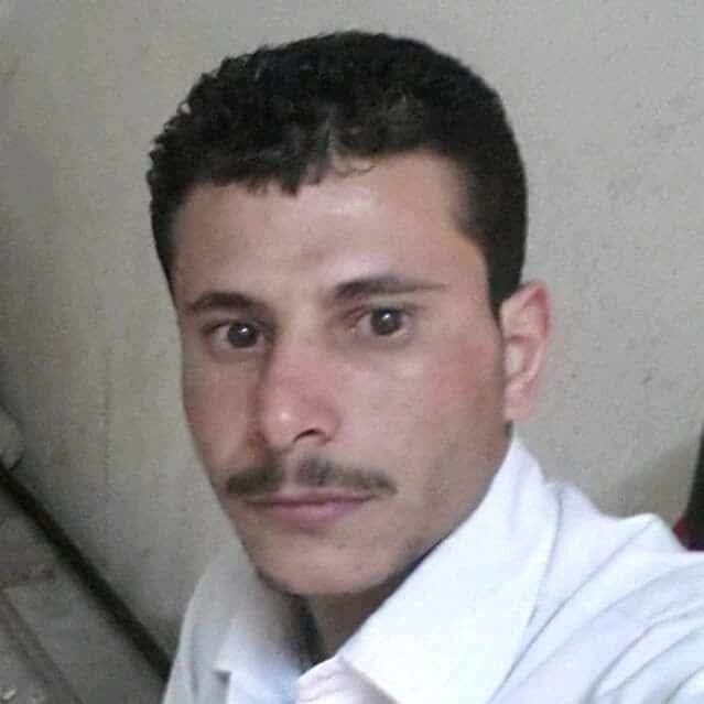 بعد ترحيله من السعودية...شاب يمني يُقدم على إنهاء حياته في إب