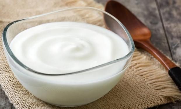 ماذا يحدث للجسم عند تناول «اللبن الرايب» قبل النوم؟.. 15 فائدة صحية