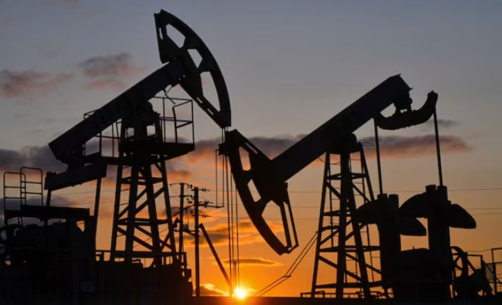 بعد الرسوم الجمركية الجديدة.. أسعار النفط تتراجع بأكثر من 6% عند التسوية