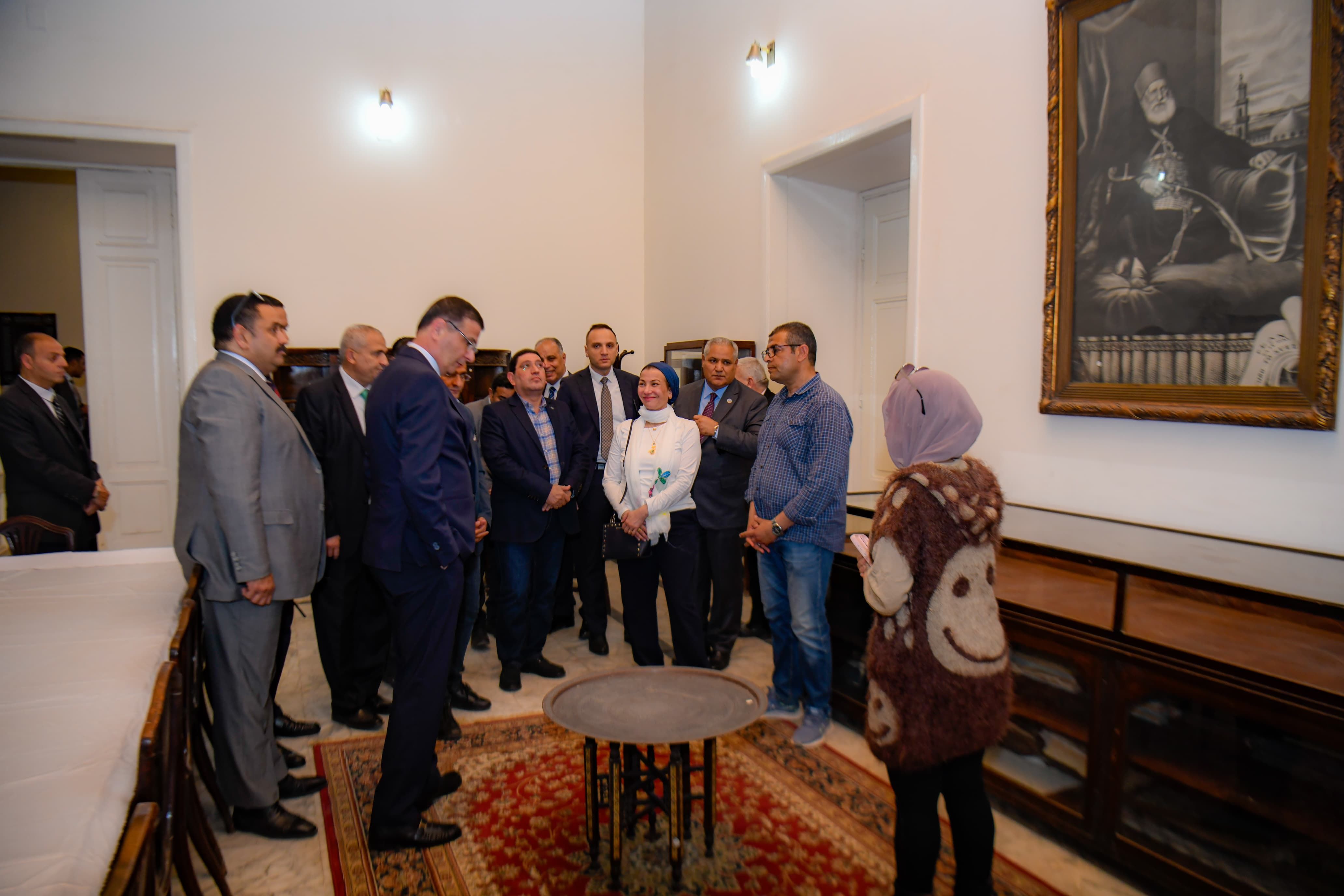 وزيرا البيئة والزراعة والمدير العام المساعد للفاو يتفقدون المتحف الزراعى