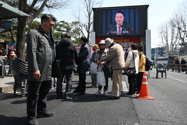 يون سوك-يول قدم اعتذاره للكوريين الجنوبيين بعد تأييد المحكمة الدستورية عزله