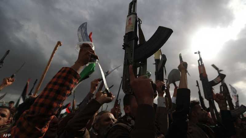 الخليج اليوم .. البنتاغون: الغارات الأميركية قضت على قادة من الحوثيين