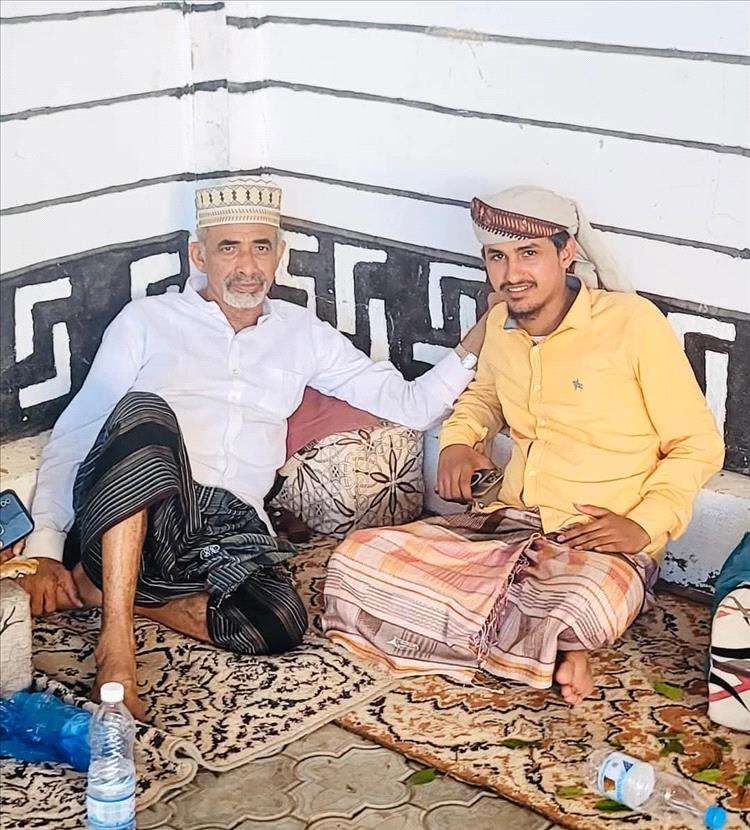 ظهور جديد للواء محمود الصبيحي بمنزله رفقة هذه الشخصية