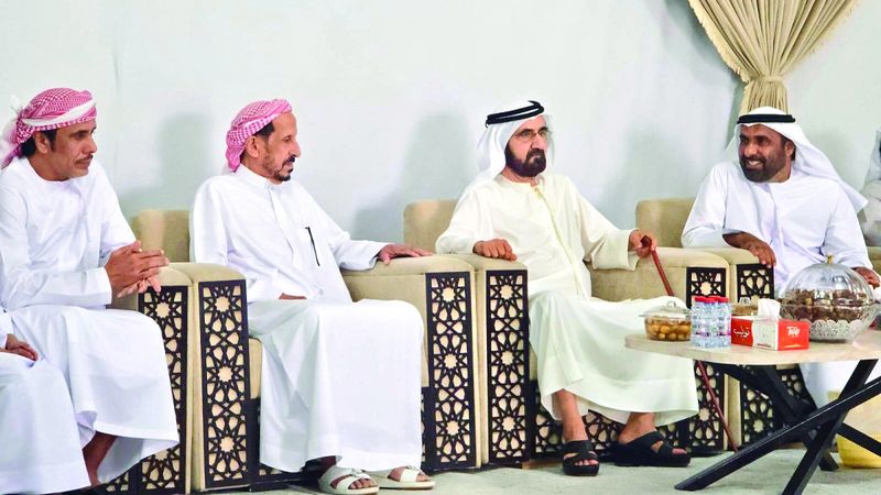 الامارات | محمد بن راشد يقدّم واجب العزاء في وفاة مبارك سعيد مرخان
