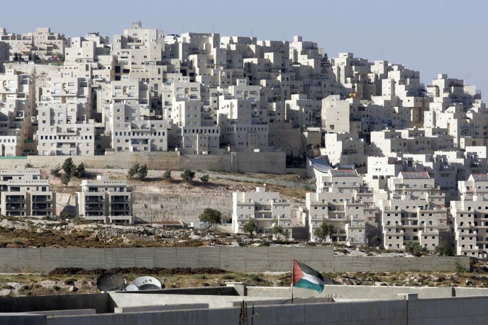 الخارجية الفلسطينية تدين مضاعفة موازنة دعم الاستيطان