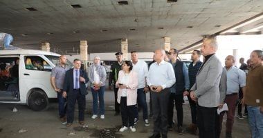 محافظ القاهرة يتفقد نقل الباعة الجائلين لموقف السلام الجديد