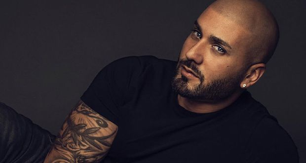 بالصور – مساري وزوجته يرزقان بطفلهما الأول