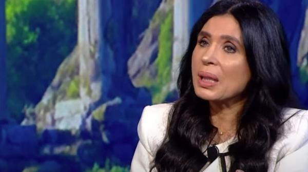 الامارات | راقصة مصرية شهيرة: معجبة بالشرع عنده كاريزما .. وكنت بلعب طاولة مع باسل الأسد !