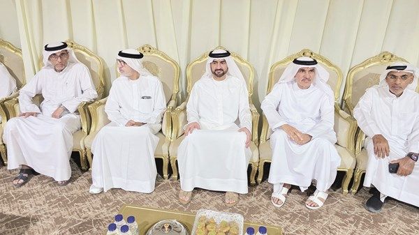 عبدالله بن سالم وسلطان بن أحمد يعزيان في وفاة علياء جمعة عبدالله