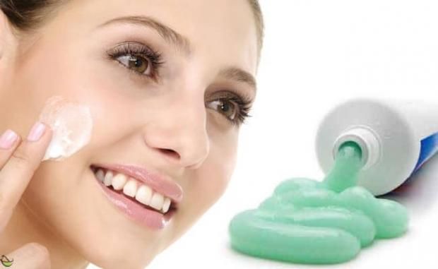 5 طرق طبيعية لتجفيف حبوب الوجه دون آثار.. «رطبي بشرتك»