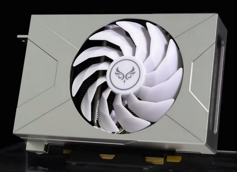 تكنولوجيا: تصميم معدني فاخر لبطاقة GeForce RTX 4070 في إصدار Zephyr Sakura Snow X