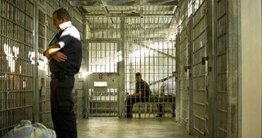 أسوشيتدبرس: الانتهاكات بالسجون الإسرائيلية تتسبب في قتل مراهق فلسطينى بالجوع