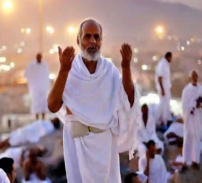 وزارة الحج والعمرة تعلن عن تغيير أسعار باقات الحج والعمرة وقفزة كبيرة في سعر أرخص باقة "شاهد"