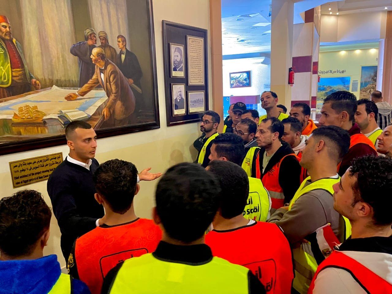 صندوق مكافحة الإدمان ينظم زيارة للمتعافين إلى المتحف الحربى ببورسعيد