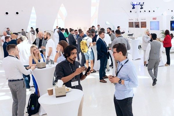 قمة "الآلات يمكنها أن ترى" في دبي تناقش مستقبل الرؤية الحاسوبية