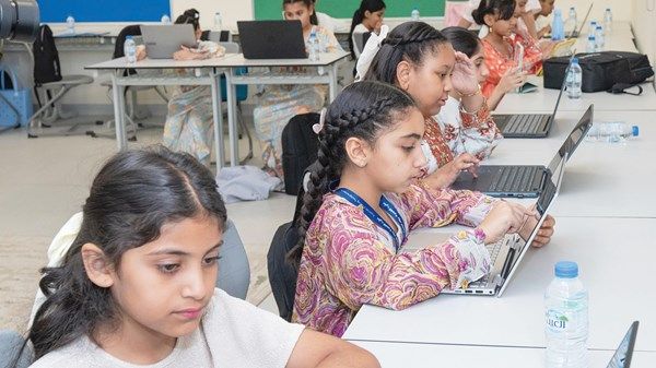 انطلاق «نشء الفجيرة: روّاد التقنية» في مجمّع زايد التعليمي