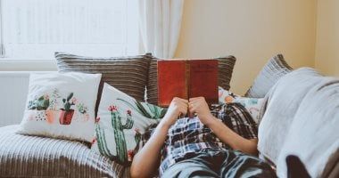 طالع الأبراج: 5 أبراج بيتوتية ومستحيل تزهق من قعدة البيت.. برج السرطان بيحب الدفء الأسري