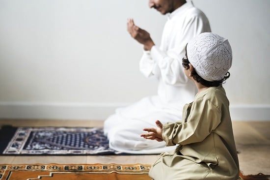طالع الأبراج: أولاد أصول.. 5 أبراج أولويتها تربية أولادها على الأخلاق الجيدة والأصول
