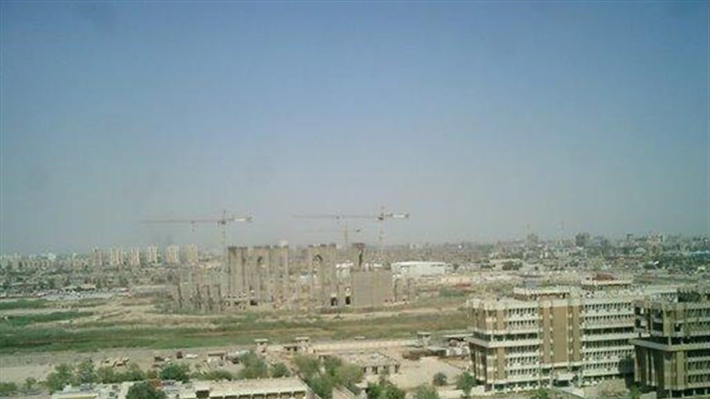 نائب يلاحق "علامات استفهام" بمشروع جديد قرب المطار ومنصب في هيئة الاستثمار (وثائق)