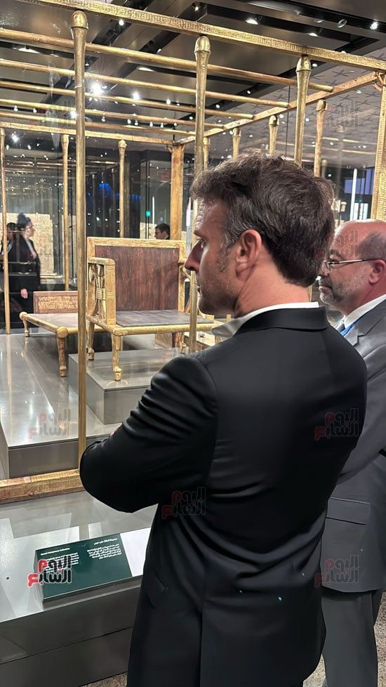 ننشر صور الرئيس الفرنسى ماكرون فى جولته داخل المتحف المصرى الكبير