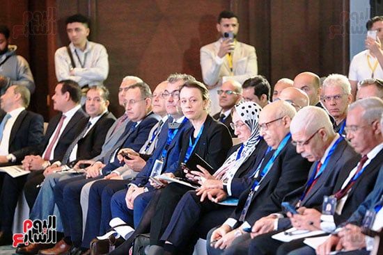 شهادات مزدوجة وحرم جامعي Ecoles centrales بالشراكة مع جامعة القاهرة.. صور