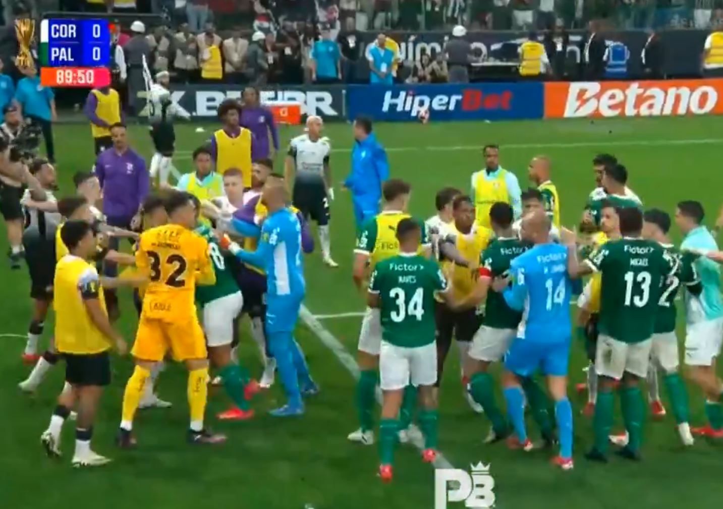 الامارات | عقوبة فورية لأي لاعب يقف على الكرة في البرازيل بعد واقعة ديباي (فيديو)