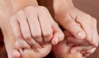 مشروبات تزيد من خطر الإصابة بالنقرس