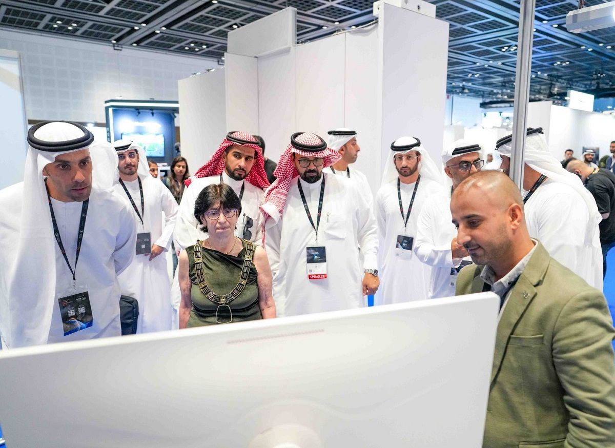 الامارات | نظم معلومات وطائرات لرصد التغيرات الجيولوجية والنشاط التعديني في الفجيرة