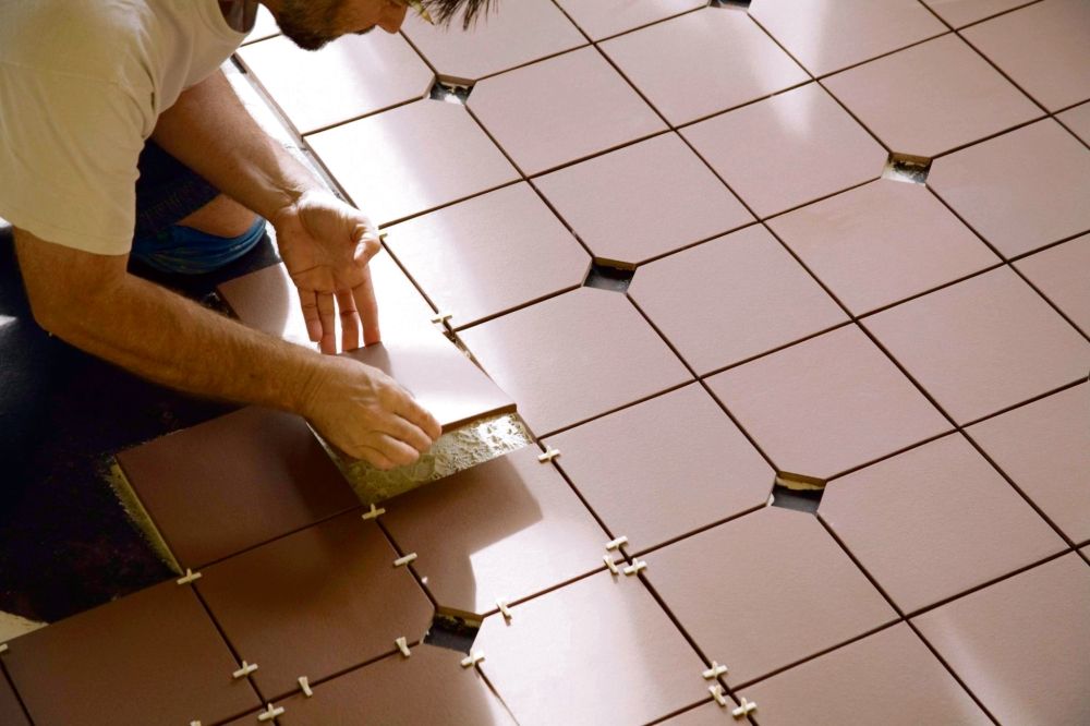 تحقيق خليجي لمراجعة رسوم إغراق بلاط السيراميك من الصين والهند