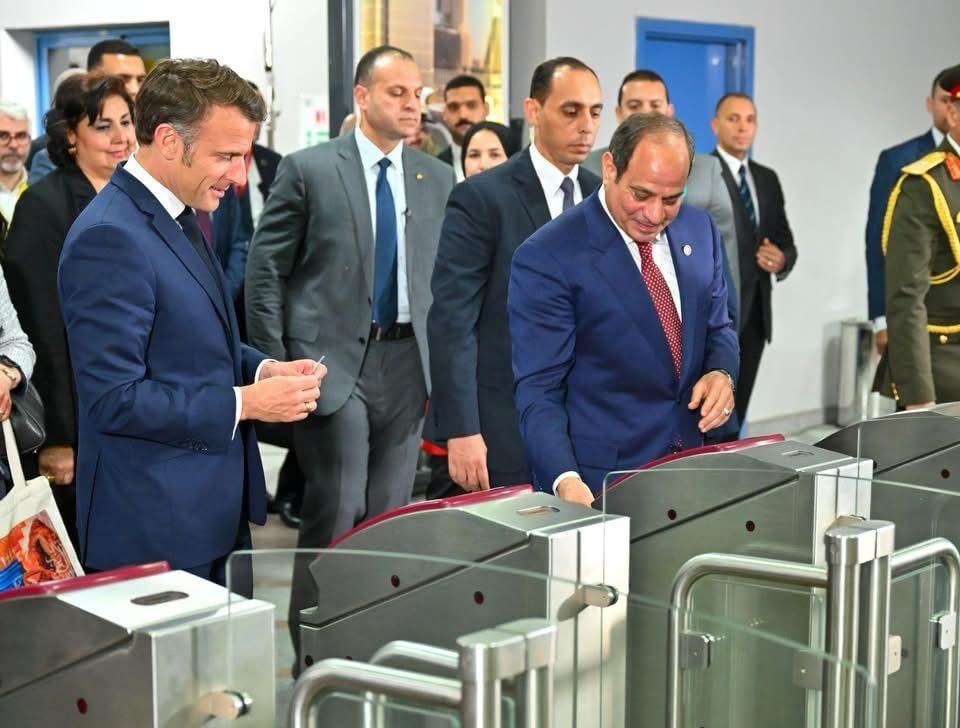 تفاصيل جولة الرئيس السيسى ونظيره الفرنسى بمحطة عدلى منصور التبادلية