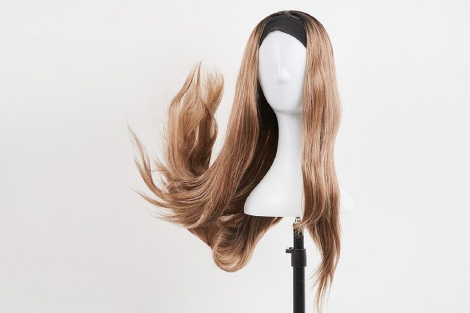 دليلك الشامل لعالم الباروكة.. من الحضارة القديمة إلى الأناقة العصرية