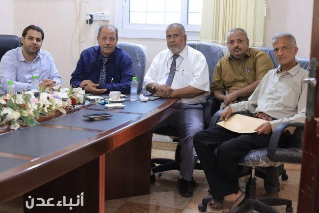 لجنة من وزارة الخدمة المدنية تشيد بانضباط موظفي صندوق رعاية النشء والشباب والرياضة بنسبة حضور بلغت 97%