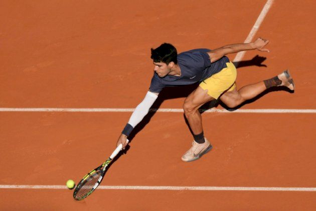 مضرب: ألكاراس يقر بأن محاولة إزاحة سينر عن صدارة التصنيف "قتلتني"