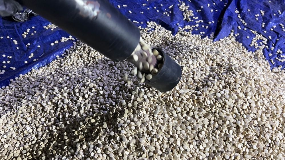 القبض على شخصين بالطائف لترويجهما 14,089 قرصًا من الإمفيتامين