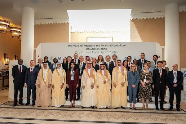 الإمارات تشارك في اجتماع وكلاء اللجنة الدولية للشؤون النقدية والمالية في الرياض