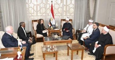 وزير الأوقاف يستقبل وفد منظمة كنائس من أجل السلام فى الشرق الأوسط