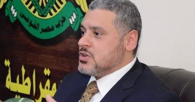 مصر القومى: حفاوة استقبال المصريين للرئيسين السيسي والفرنسي مشهد يجسد معانى الالتفاف الشعبى