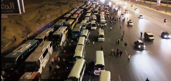 آلاف المواطنين بمحافظة القاهرة يحتشدون بطريق السويس رفضًا لتهجير الفلسطينيين