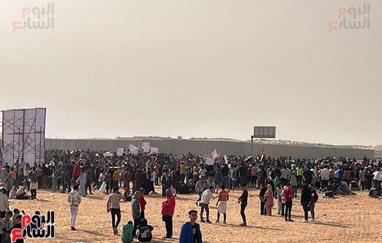 آلاف المصريين يعلنوها من العريش: لا لتهجير الفلسطينيين من غزة "فيديو وصور"