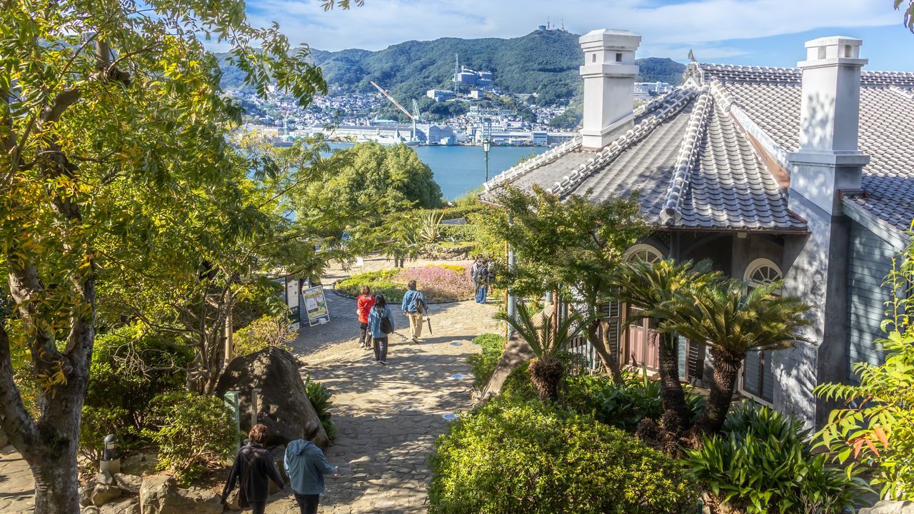اليابان | رحلة في ناغاساكي.. مزيج ساحر من الثقافة اليابانية والغربية في مكان واحد!